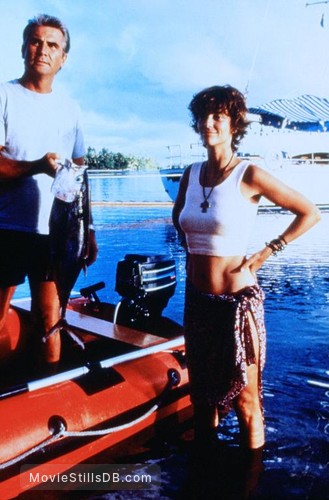 And the Sea Will Tell - Publicity still of James Brolin & Rachel Ward