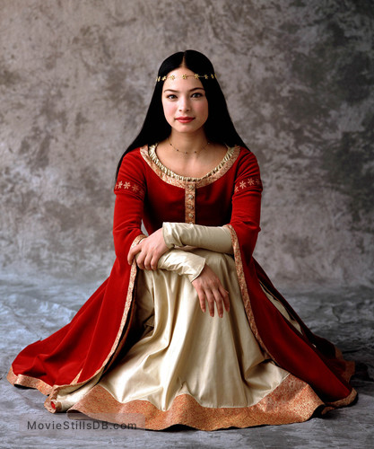 Snow White - Promo shot of Kristin Kreuk